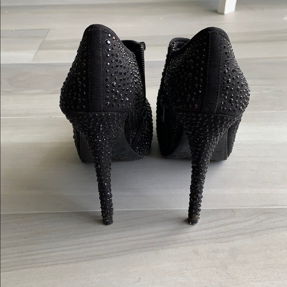 Gianni Bini Black studded booties - Picture 2 of 5